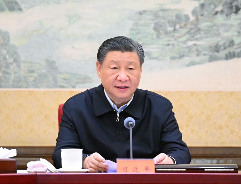 中共中央政治局召开专题民主生活会强调 巩固拓展主题教育成果 为强国建设民族复兴伟业汇聚强大力量 中共中央总书记习近平主持会议并发表重要讲话